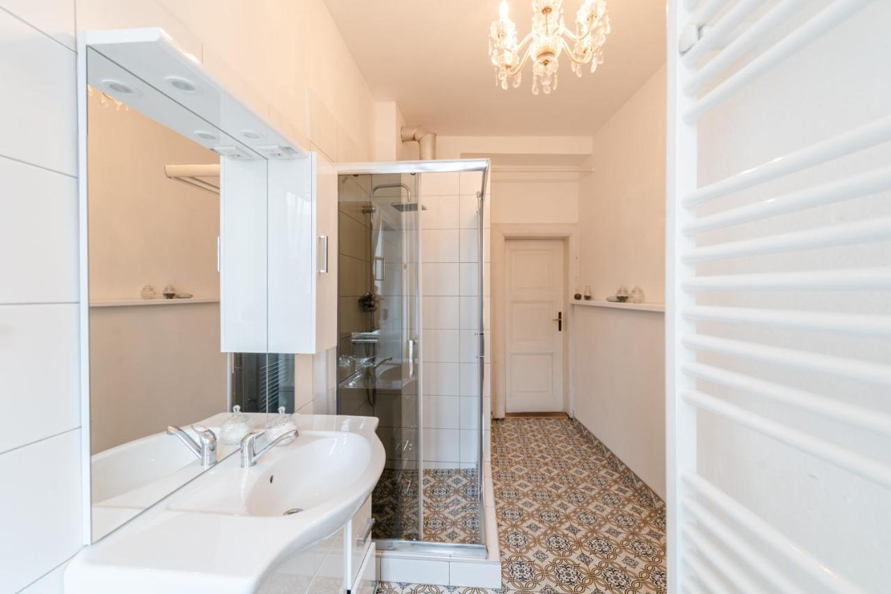 Frida Apartman Bratislava Exterior photo